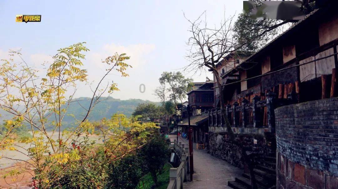 《最后的晚餐》为何如此出名？放大20倍以后，你看手中握刀的是谁